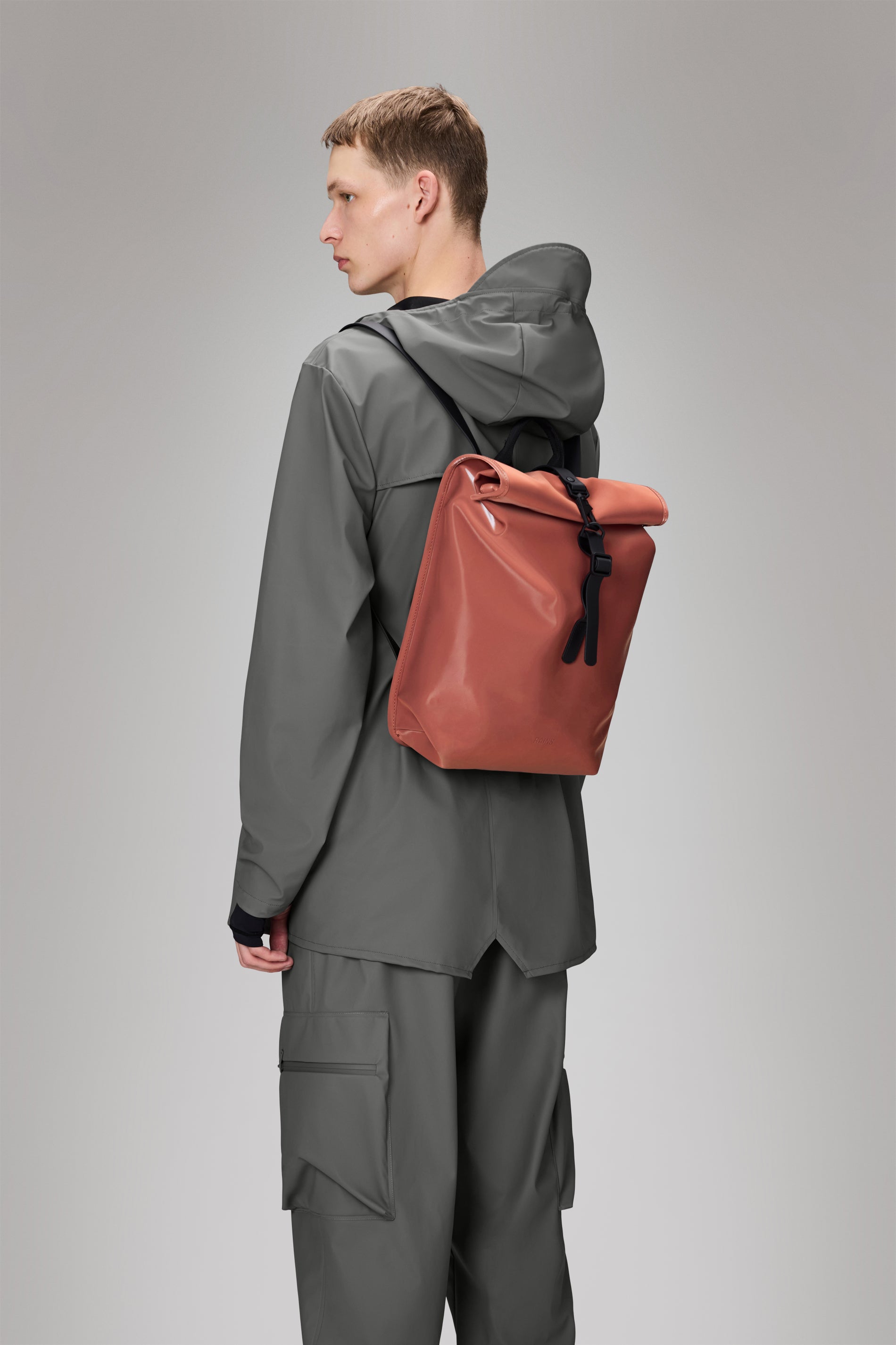 RAINS Rolltop Rucksack Mini Honor 10L H50 x D10 x W27 cm Backpack