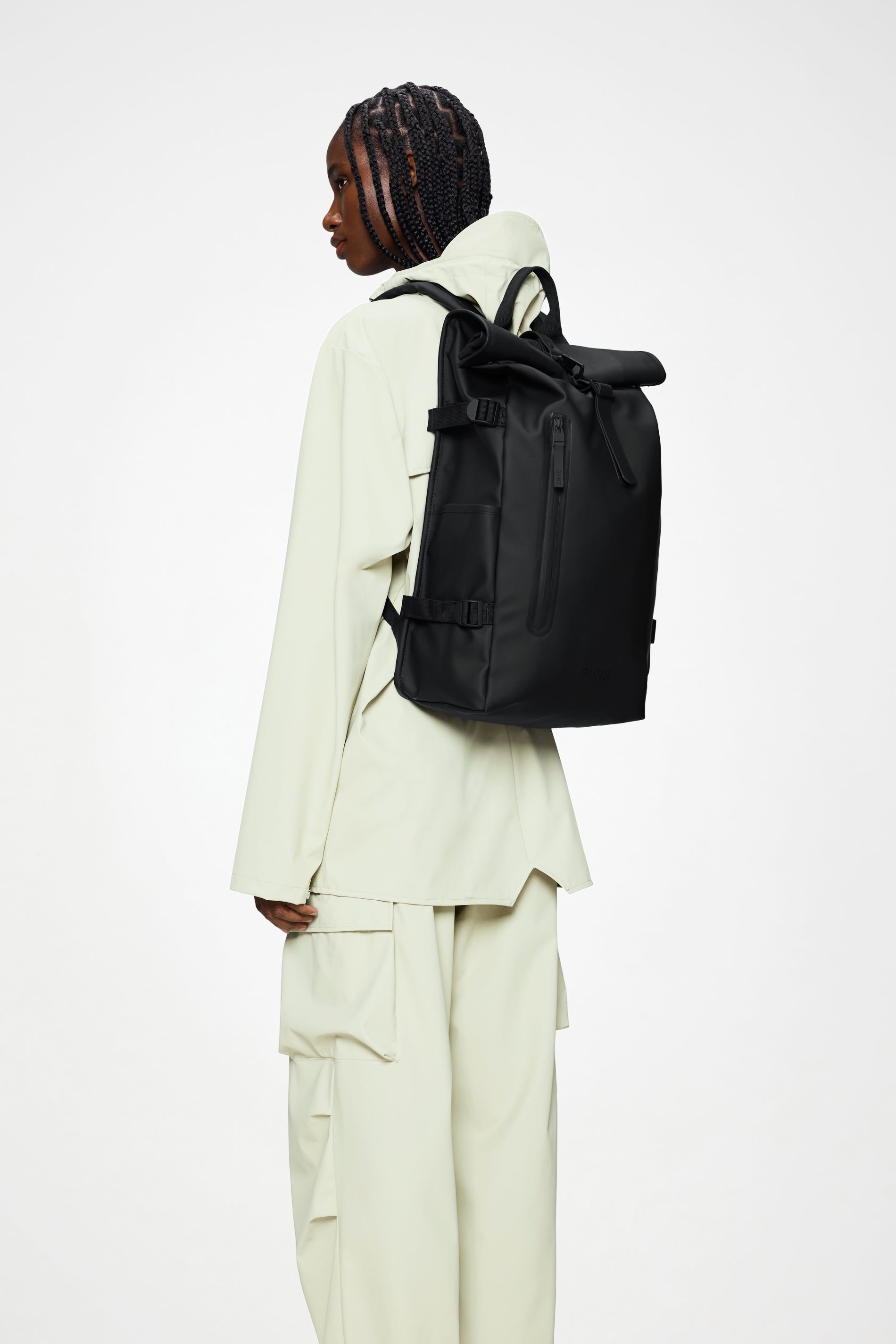 RAINS Rolltop Rucksack Large Black 23L H63 x D14 x W32 cm Backpack