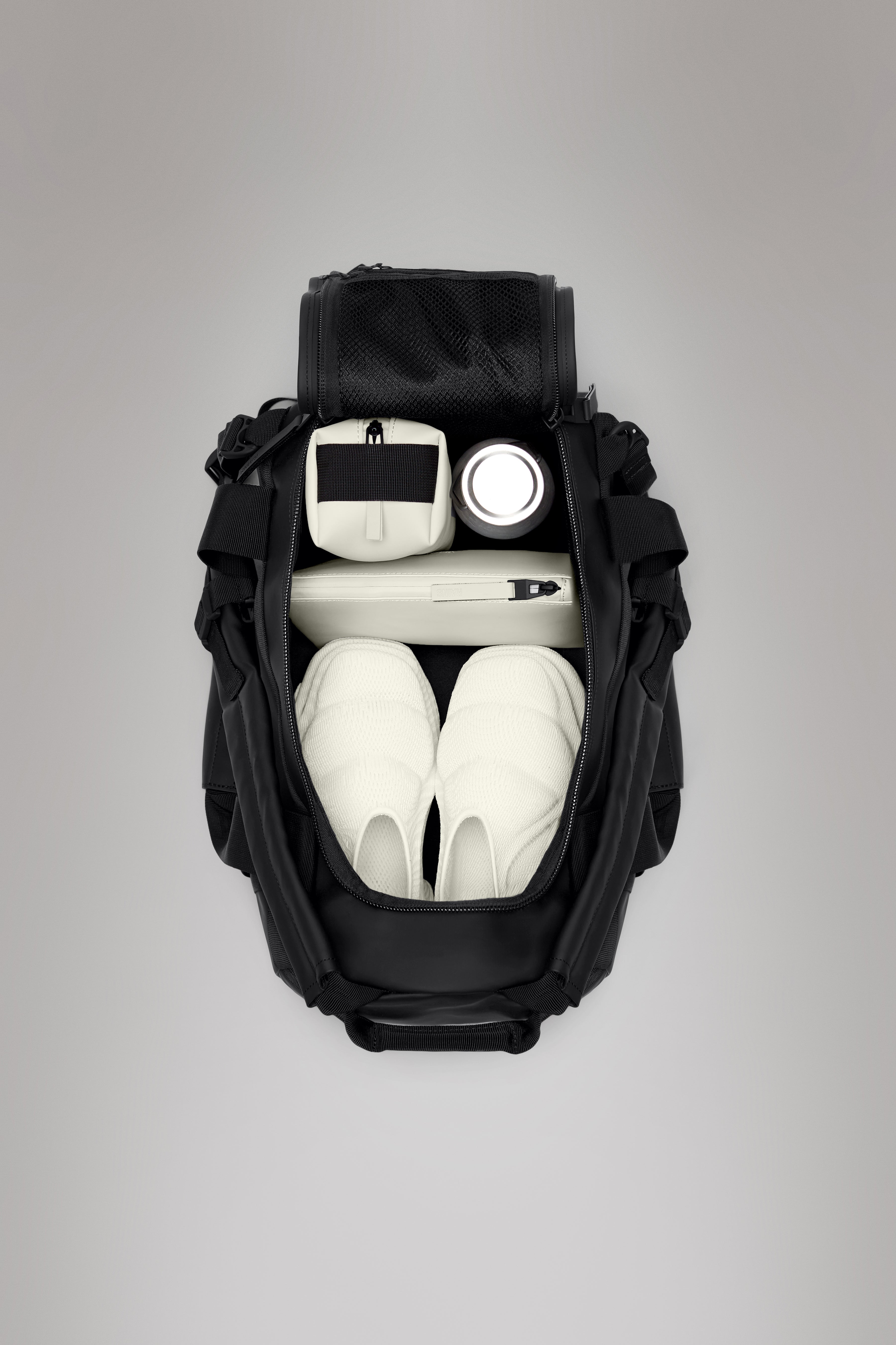 RAINS Texel Duffel Bag Mini Black 19L H24 x D24 x W39 cm Duffel