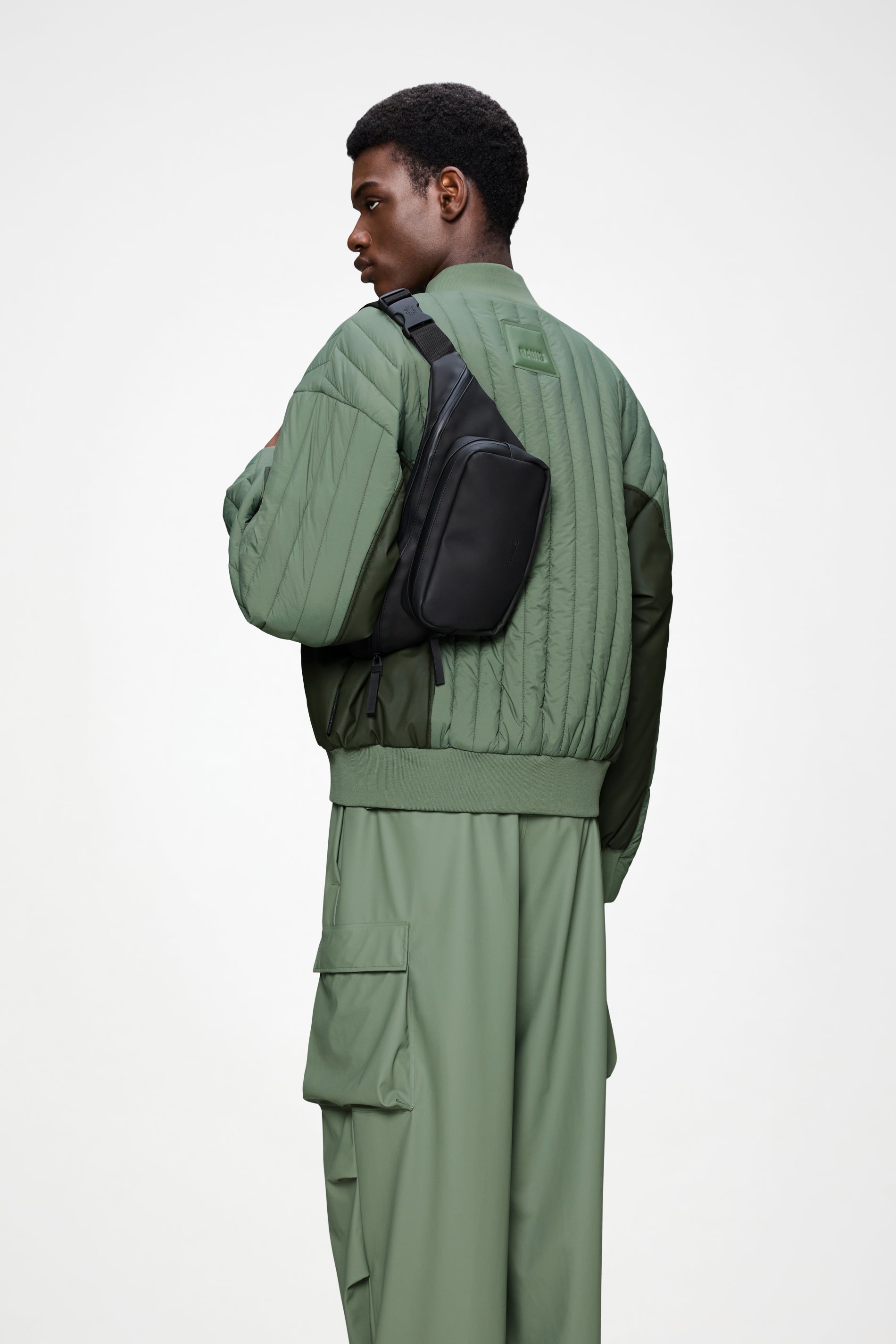 RAINS Bum Bag Black 2.20L H18 x D10 x W35 cm Bum bag