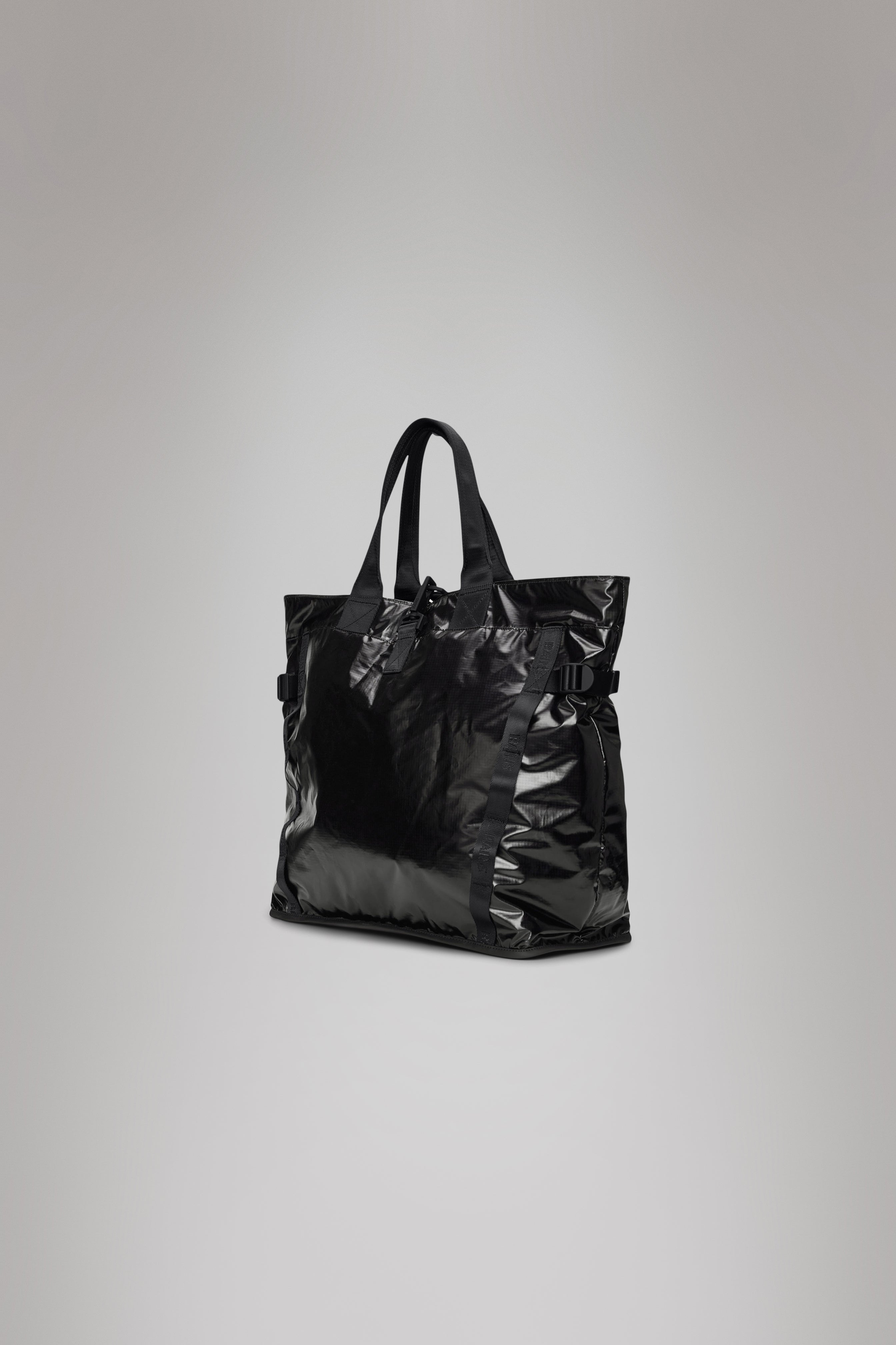 RAINS Sibu Shopper Bag Black 43L H42 x D20 x W51.50 cm Tote