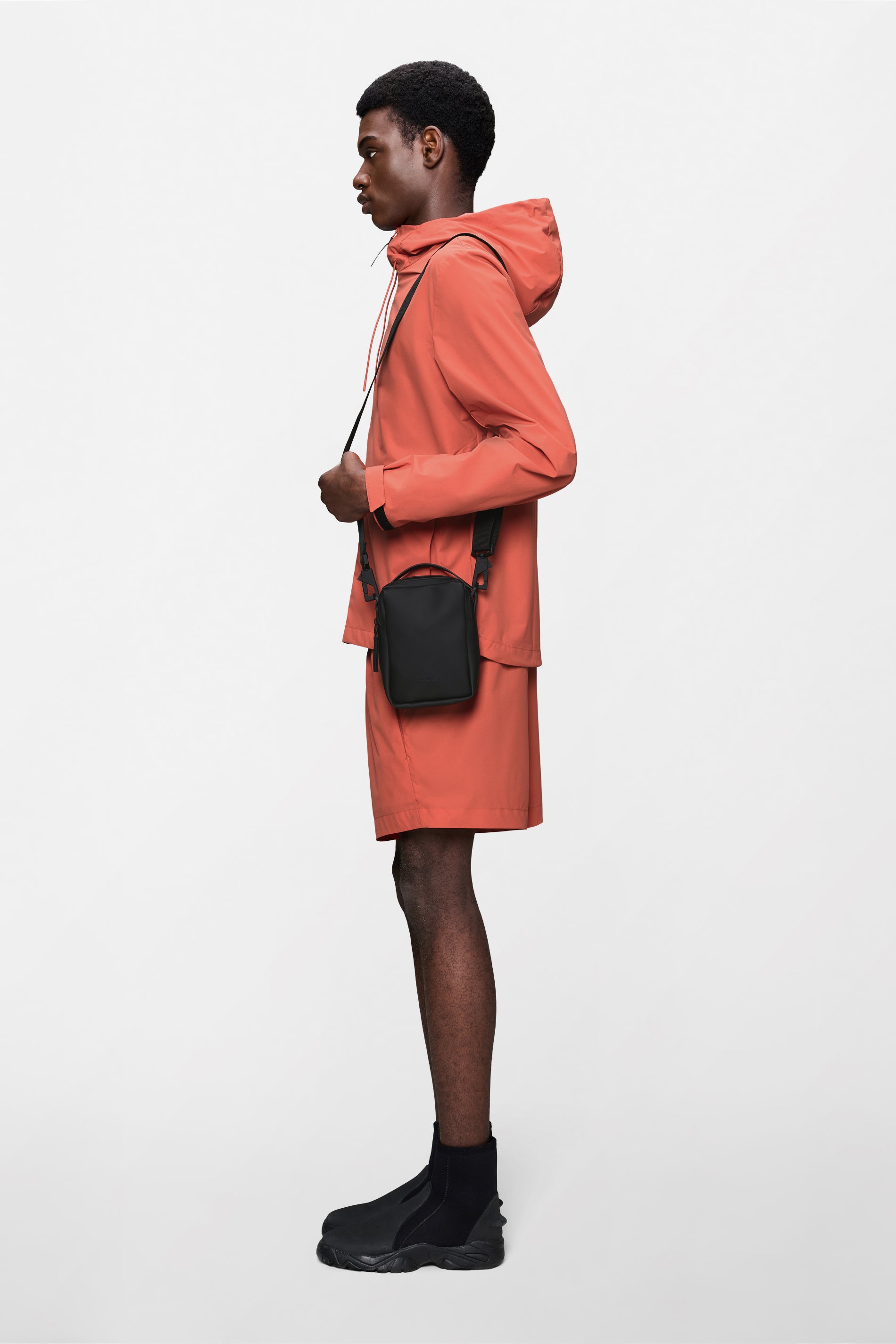 RAINS Reporter Box Bag Black 1.50L H18 x D6 x W13 cm Crossbody