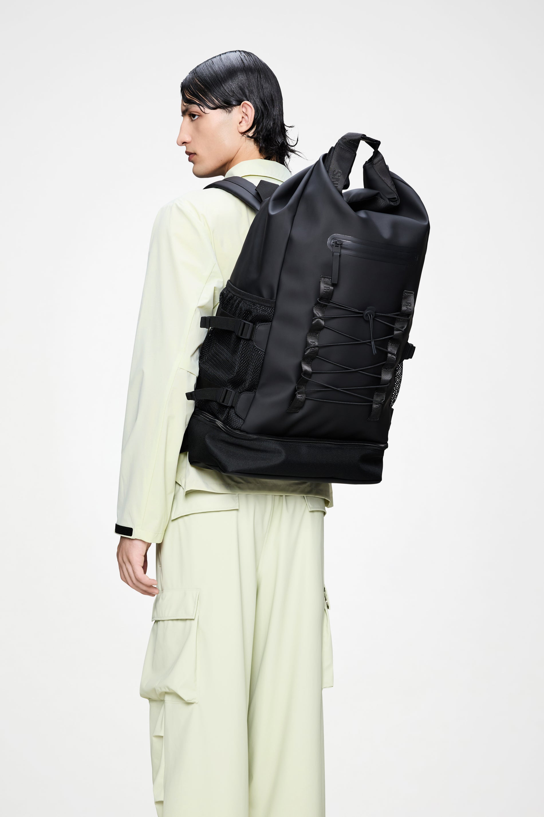RAINS Trail Mountaineer Rolltop Large Black 51L H77 x D18 x W36 cm Backpack