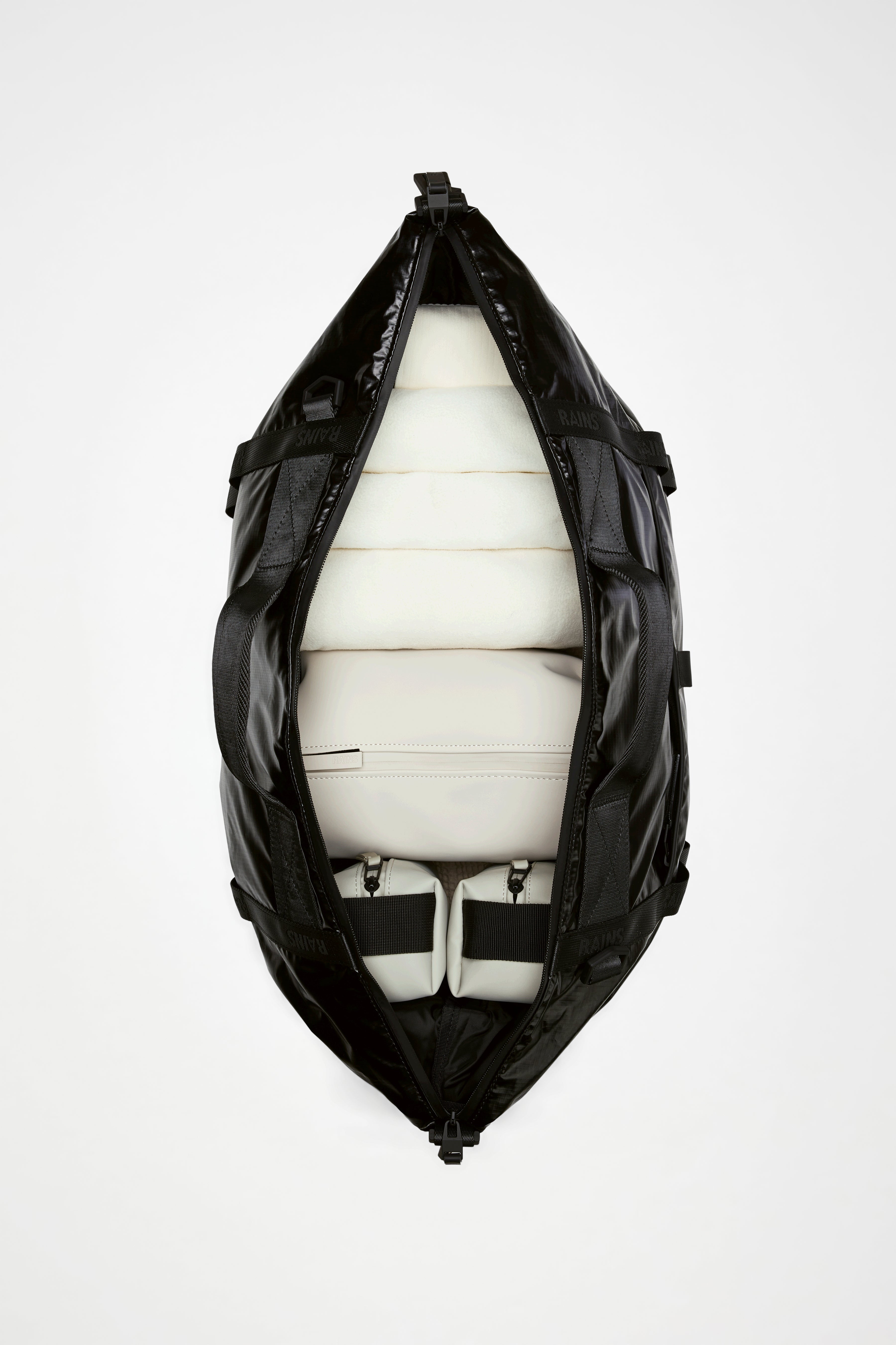 RAINS Sibu Weekend Bag Black Weekender