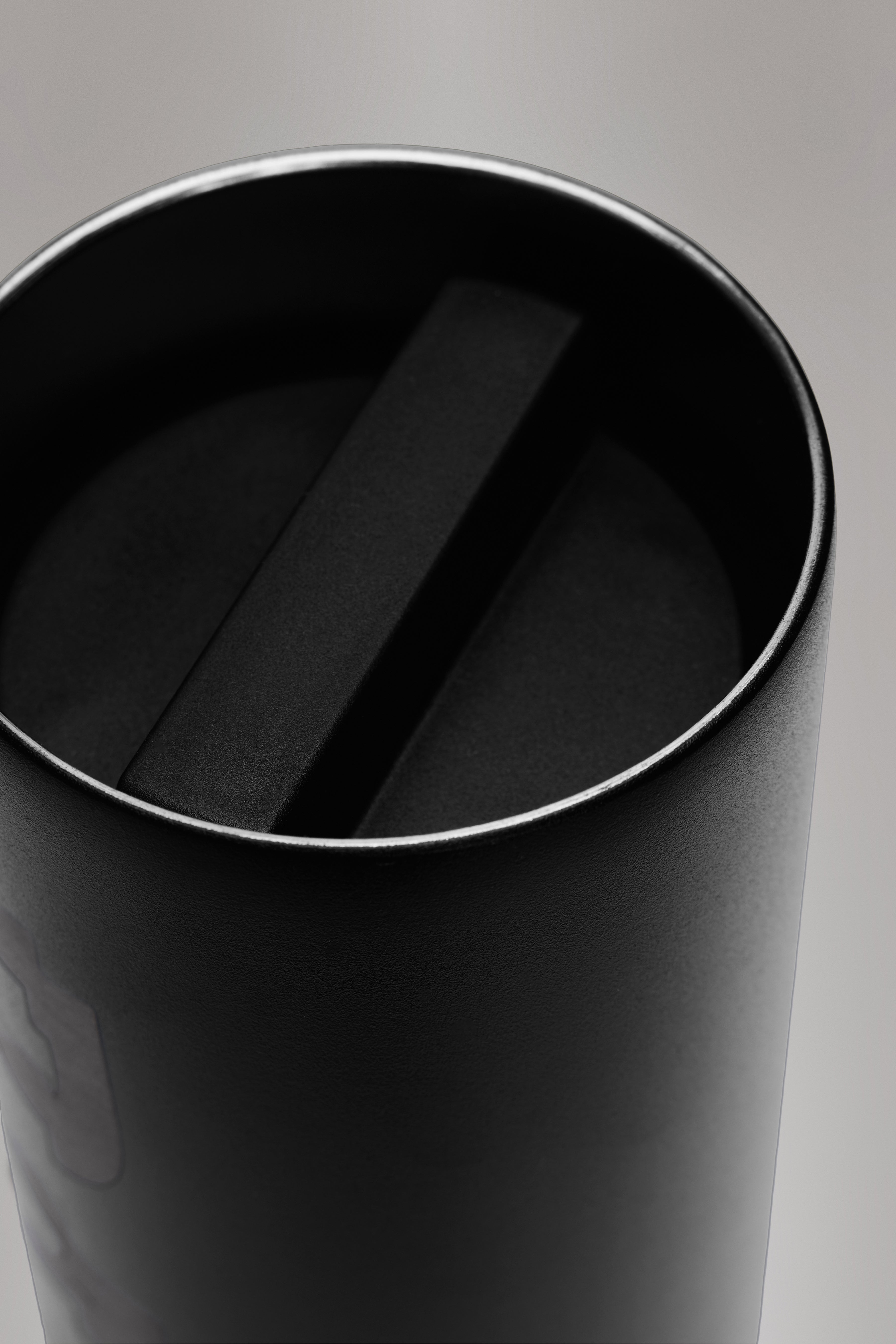 RAINS Insulated Flask 500ml Black Logo Drink wear