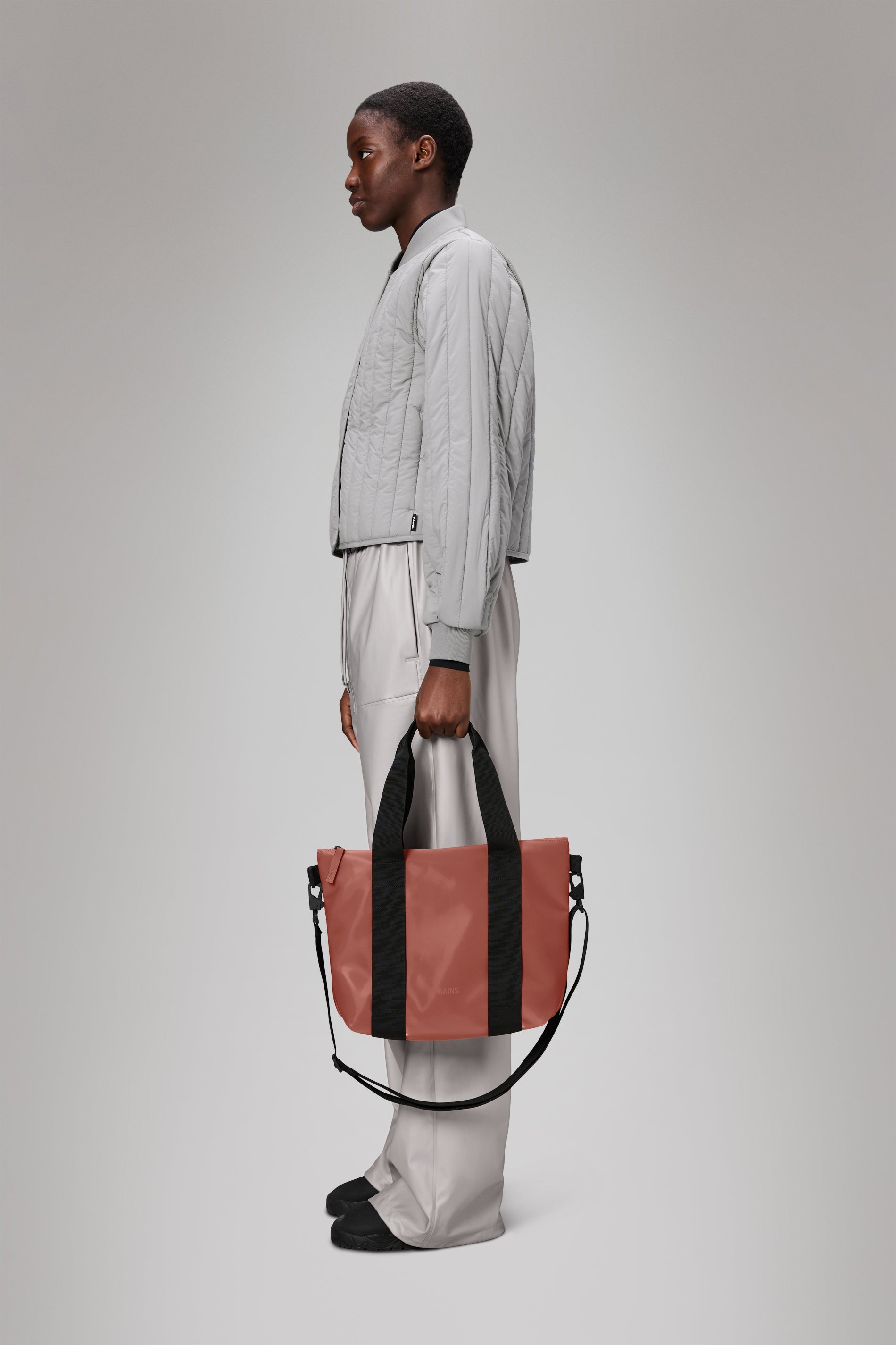 RAINS Tote Bag Micro Honor 7.50L H28 x D10 x W32 cm Tote