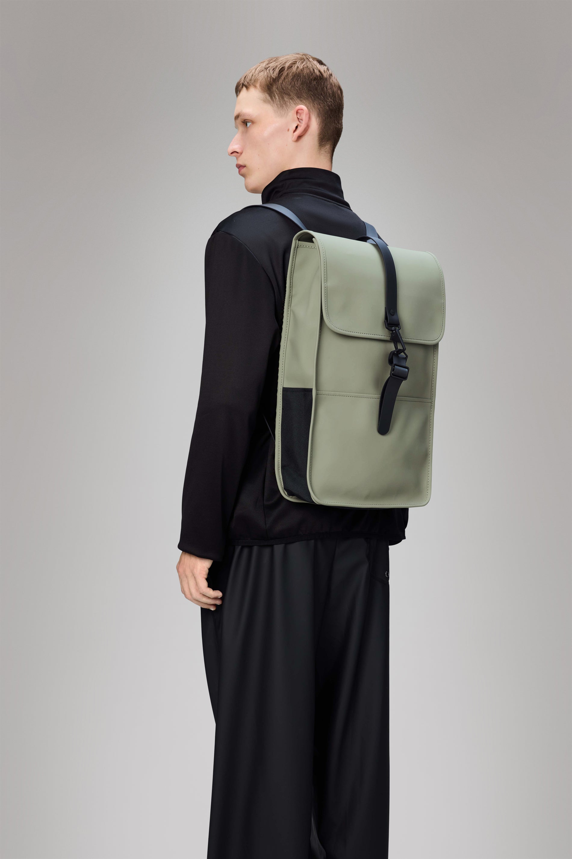 RAINS Backpack Drift 17L H50 x D12 x W30 cm Backpack