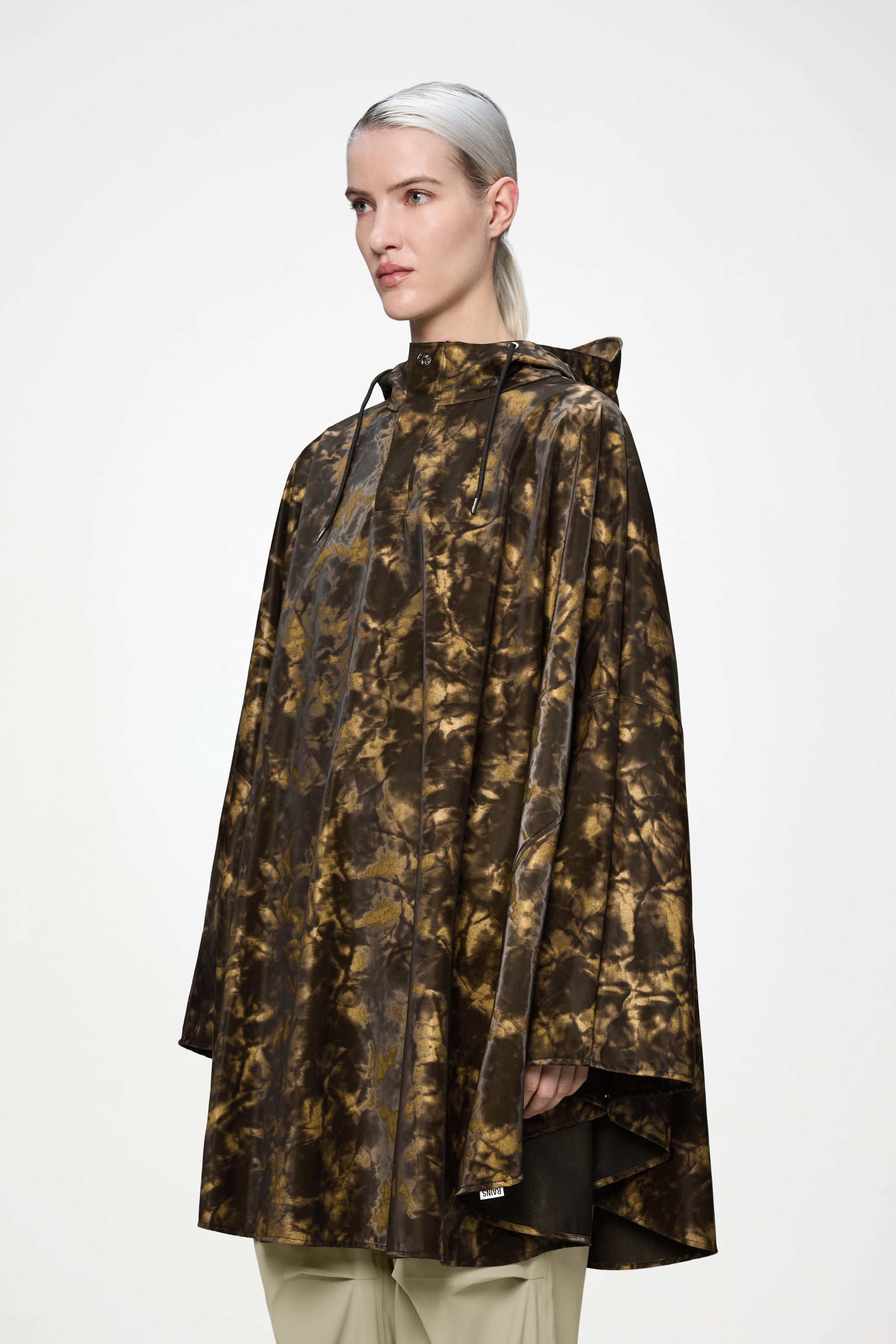 RAINS Cape Muddy Cape