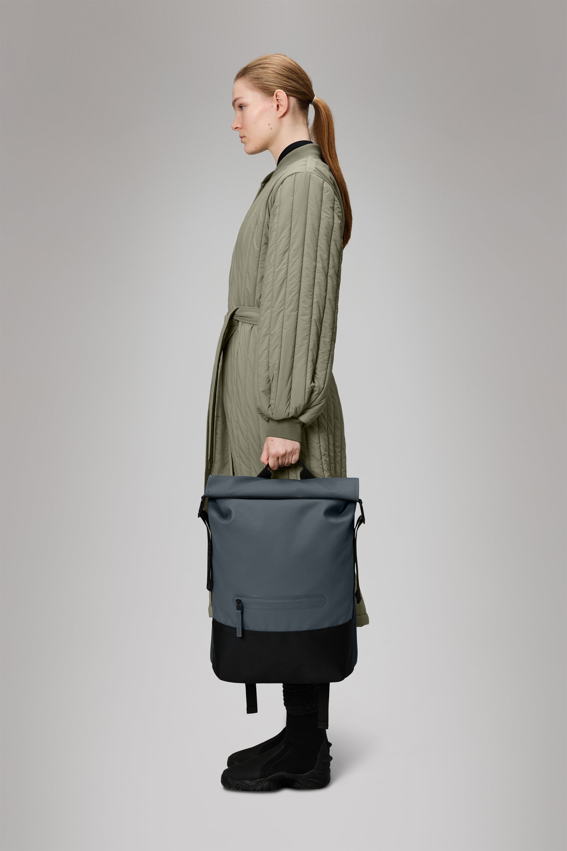 RAINS Trail Rolltop Backpack Lagoon 22L H47 x D13 x W36 cm Backpack