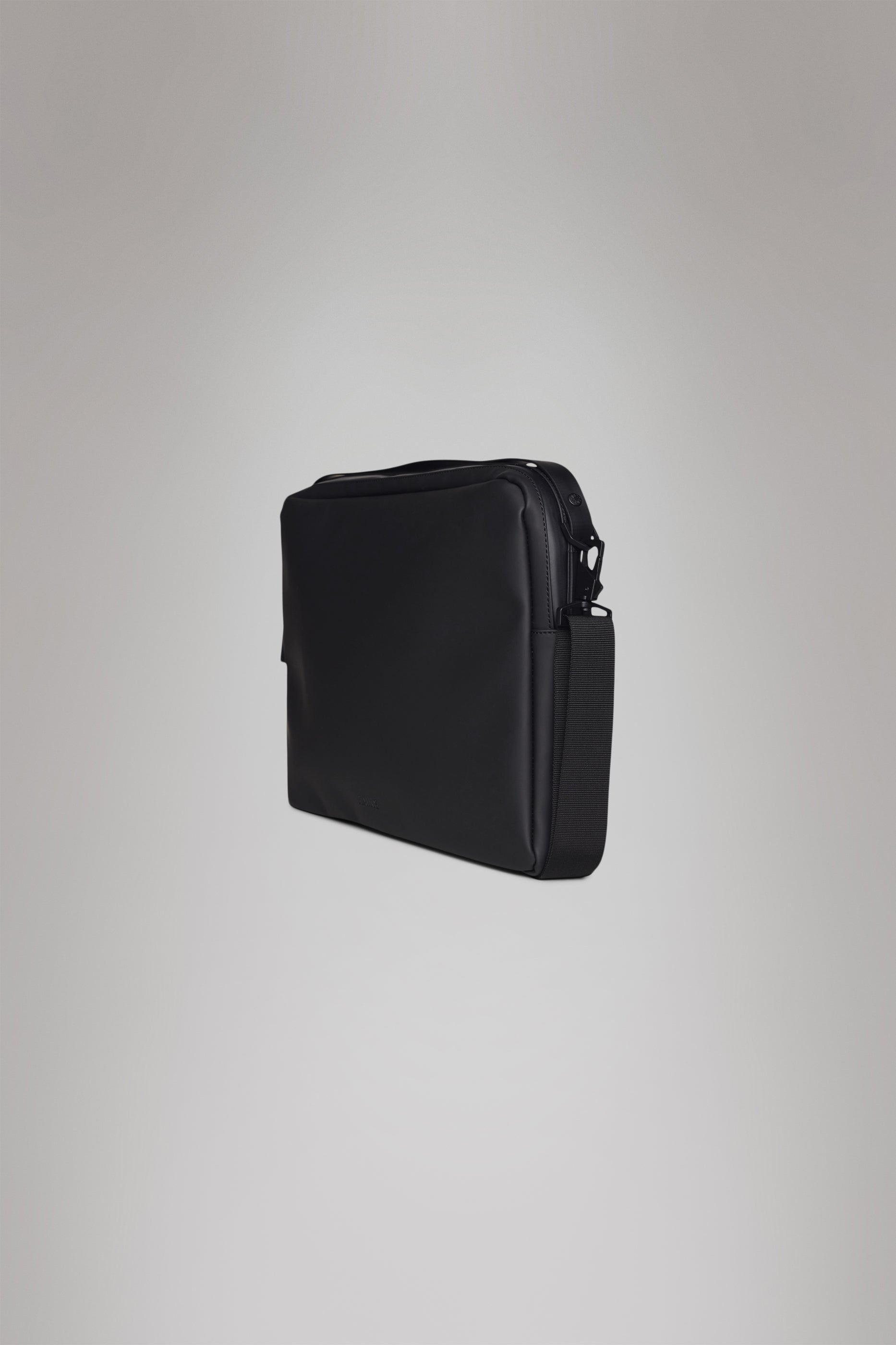 RAINS Laptop Bag 15″/16″ Black 6L H30 x D5.50 x W40 cm Laptop bag