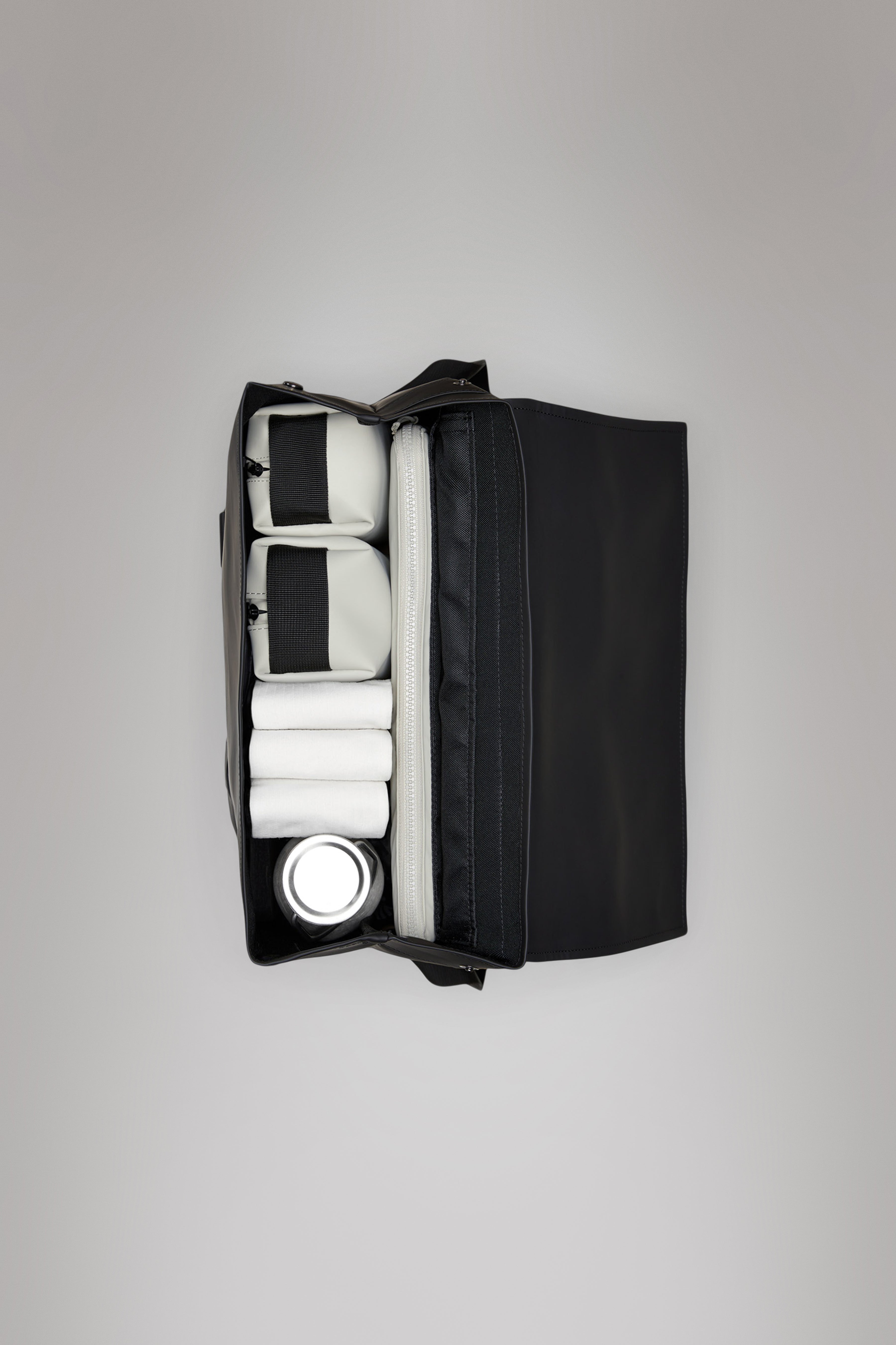 RAINS MSN Bag Black 21L H40 x D14 x W35 cm Backpack