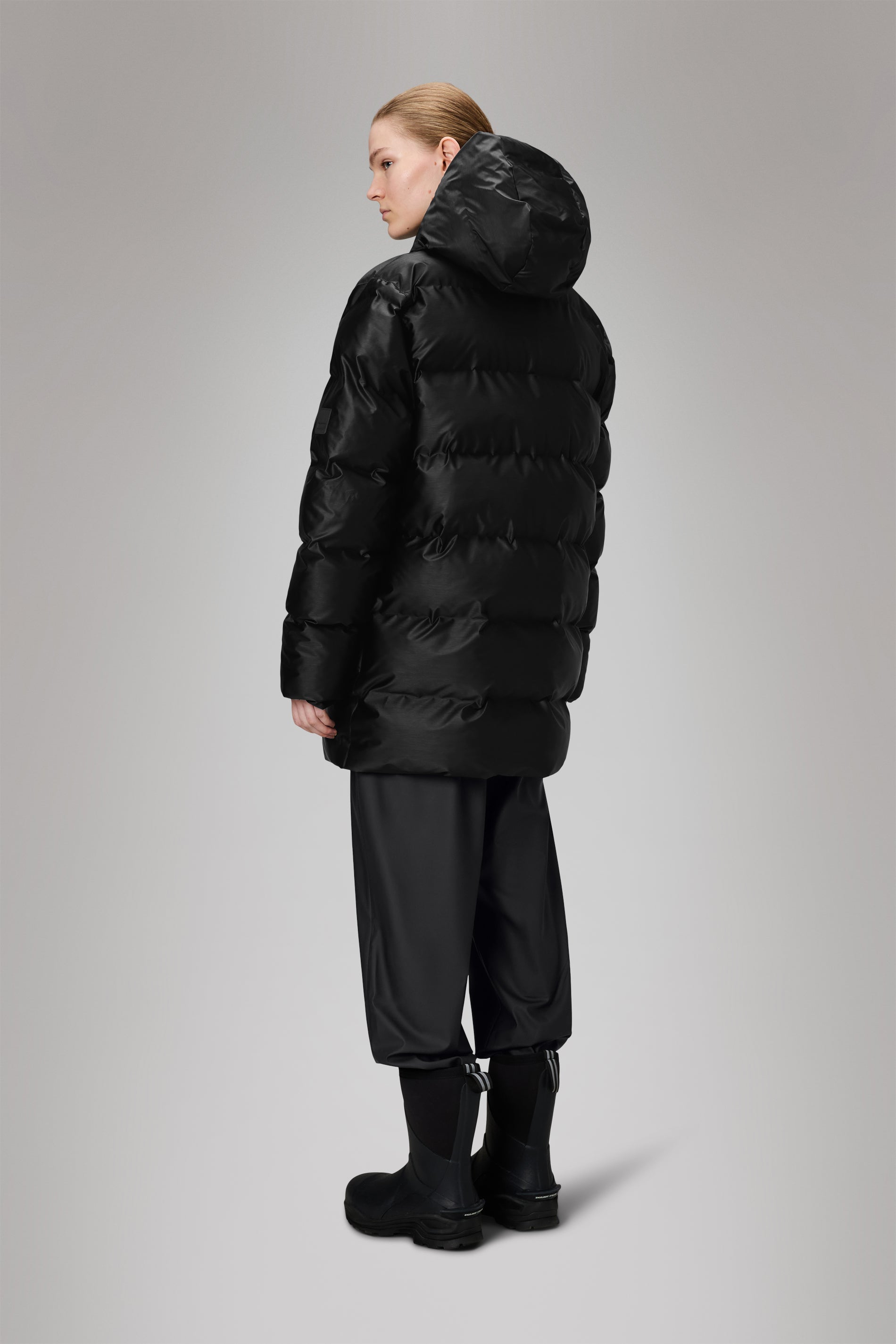 RAINS Alta Long Puffer Cargo Jacket Black Grain Jacket